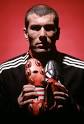 Adidas Predator. Jan 2002: Zinedine Zidane of Real Madrid and France with ... - 1103253_display_image