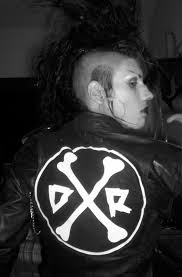 deathrock & goth+punk  people image thread - Page 6 Images?q=tbn:ANd9GcTOnm3YRYTaXo4AI8WkWeVCH45B5dv9Rw-ihX_RI7DjwXprjyNy3D7XVSEGiw