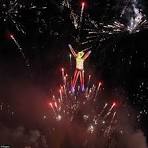 Spectacular pictures as 50000 party the weekend away at Burning ...