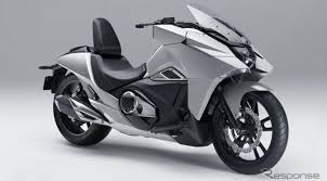 Top 3 Otomotif: Tampilan Sangar Honda NM4 Vultus - Terbaru.us