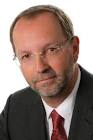 Franz Kook übergibt Vorstandsvorsitz an Prof. Dr. Richter