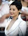 袁立为百花奖装束道歉令人感动（