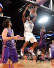 On Court: NBA All Star Game 2009 - Rookie Challenge | SneakerFiles
