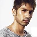 Ken Hirai. « Back