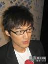 胡歌经过手术复原后，更加有男人