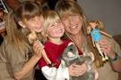 http://www2.pictures.gi.zimbio.com/Bindi%2BTerri%2BIrwin%2BAppear%2BFAO%2BSchwarz%2BW-Tjzzw0QgKl.jpg