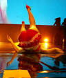 beyonce falls on stage