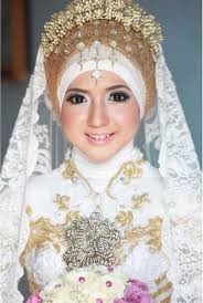 GAMBAR BAJU KEBAYA PENGANTIN MUSLIM MODERN TERBARU 2015 MEWAH ...