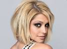 Thais Fersoza loira e com