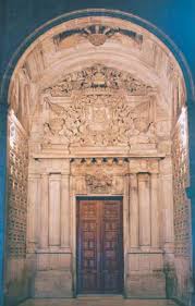 Entrada al museo de la Iglesia Colegial Basílica de Santa María de Xàtiva.
