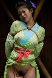 無修正着物緊縛|着物姿で緊縛されている女の子のエロ画像！