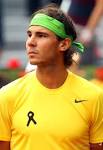 Rafa Nadal con un lazo negro