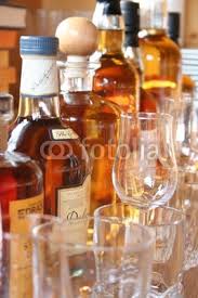whisky tasting von Rolf Dobberstein, lizenzfreies Foto #1015664 ...