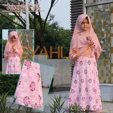 Busana Muslim Anak Perempuan 2015 Terbaru - Gamis Syar'i Set Bergo ...