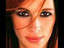 Musique de Aimee Mann " Wise up " avec des photos de Julia roberts.