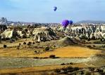 Hot-air Balloons over - via Daymix