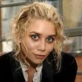 http://assets.flavorwire.com/wp-content/uploads/2010/01/Ashley-Olsen.jpg