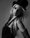 The Avril Lavigne Glove Gallery