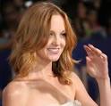 Jayma Mays looked beautiful at