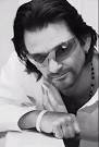 Bono Image Bono lookalike and impersonator Picture 4