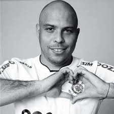 Ronaldo Fenômeno. Nome Completo:Ronaldo Luís Nazário de Lima; Apelidos:Fenômeno; Nascimento:22/09/1976; Gols marcados:35; Conquistas pelo Corinthians: - ronaldo_fenomeno