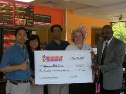 (L to R) Sudip Patel, Dunkin \u0026#39; Donuts franchisee, Stacey Carroll DD Field Marketing Manager, Nehul Patel, DD franchisee, Kristin Doehring, ... - picture-208-small1