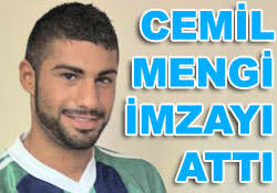 Pazarspor, Gümüşhanespor'un forvet oyuncusu Cemil Mengi'yi transferin son gününde renklerine kattı. - 26991