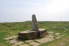 This obelisk marks the official start of the Cleveland Way. - via Daymix