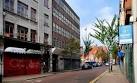 Always a secondary shopping street, it was outside - via Daymix