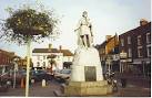 SU3987 : King Alfred Statue, - via Daymix