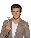 http://www.shavingstuff.com/archives/BeckhamPhoto2.jpg