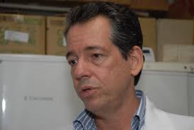 Notícias da UFMG - Sergio Costa, do ICB, é novo membro da Academia de Ciências para o ... - DSC_7830