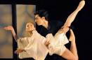 Claudia Gass, aktualisiert am 19.12.2010 um 17:27 Uhr. Ballett Akarie uraufgeführt. „Out of the Box II“: Maria Deller-Takemura und William Moragas von der ...