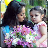 Shalini Ajith with Daughter!