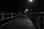 File:Bw night pier.jpg - Wikimedia Commons