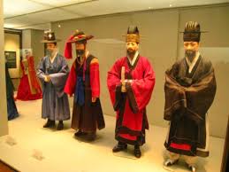 korean haristyle and hanbok Images?q=tbn:ANd9GcTtCDmSZG7kWxJ1QGNkYtV88gXDovORS1FVvypqZ7fE3iBxxsq9PA