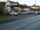 Graceland Garage. Locals will remember this as Hillside Garage, - via Daymix