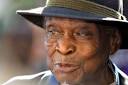 David 'Honeyboy' Edwards, Legendary Delta Bluesman, Dead at 96 ...