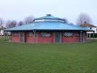 Changing rooms for the soccer - via Daymix