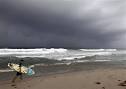 East Coast in Irene's path, scrambles to prepare | Reuters