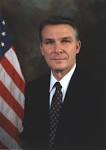 File:James Lee Witt, official FEMA photo portrait.jpg - Wikimedia