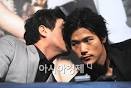 [포토]조재현 '소근 소근'