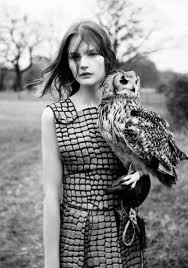 girl-with-falcon-ben-tom-sara-blomqvist | tomorrow started - girl-with-falcon-ben-tom-sara-blomqvist