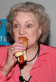 Betty White Likes Hot Dogs