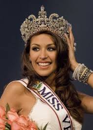 Nadine Velazquez fashion