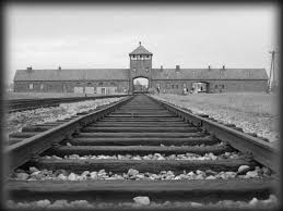 auschwitz Il «Treno della memoria» riparte con 150 ragazzi trentini, (35 della Val di Fiemme).