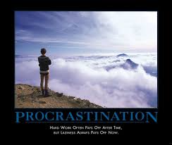 themselves procrastinating