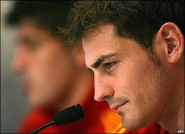   _41789192_casillas