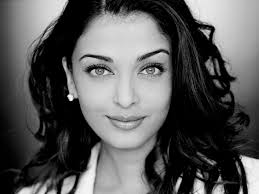 http://t2.gstatic.com/images?q=tbn:OXEqGOAAjwF9aM:http://www.ash-unofficial.com/wp-content/gallery/misc/aishwarya-rai-124.jpg