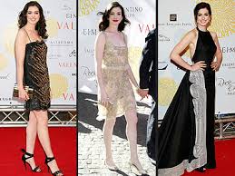 Anne Hathaway no clothes